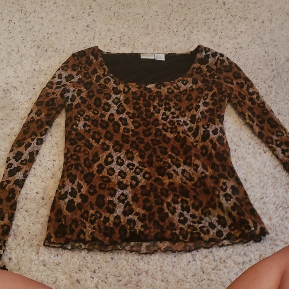 Newport News long sleeve blouse